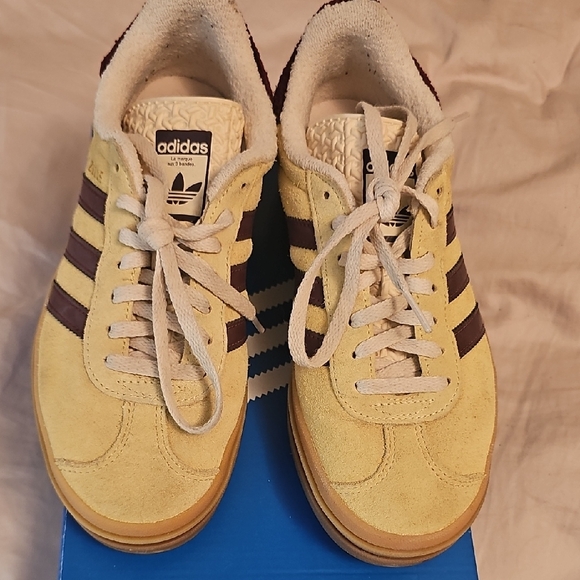 Adidas Gazelles Bold 6.5 Maroon And Cream - Picture 1 of 10